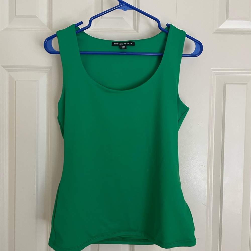 Boston Proper Green Fitted Sleeveless Tank Top